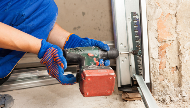 can garage doors be repaired