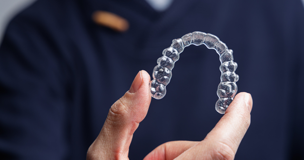 can invisalign pull teeth down
